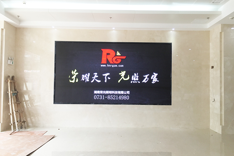 �Lɳ�@ʾ�� �҃�(n��i)LED�@ʾ�� P3����@ʾ��