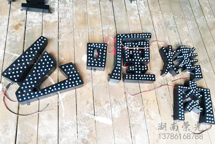 �Lɳ�_����