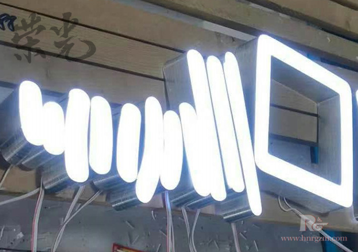 �L(zh��ng)ɳ�l(f��)���ֶ���