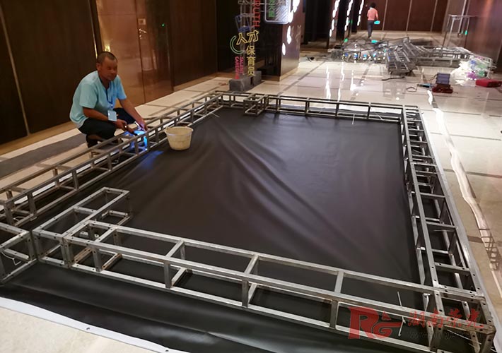 չ������